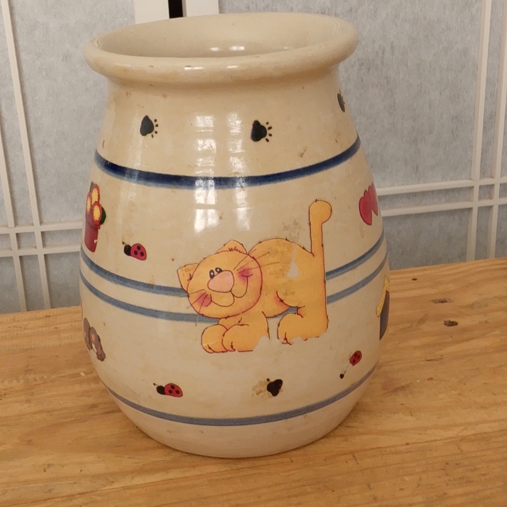 Marshall Pottery Inc. Croc - Picture 3 of 5